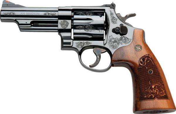 Handguns Smith&Wesson 29 44Magnum S&W 29 CLSC 44MAG 4" 6RD MACH ENGRVD • Model: 29